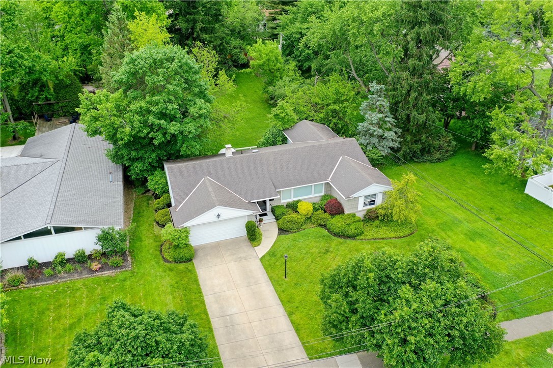 1750 Kenton Circle Lyndhurst OH 44124