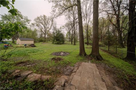 1986 Liberty Road Stow OH 44224