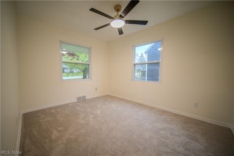1986 Liberty Road Stow OH 44224