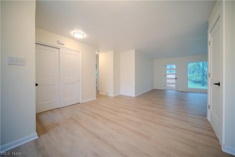 1986 Liberty Road Stow OH 44224