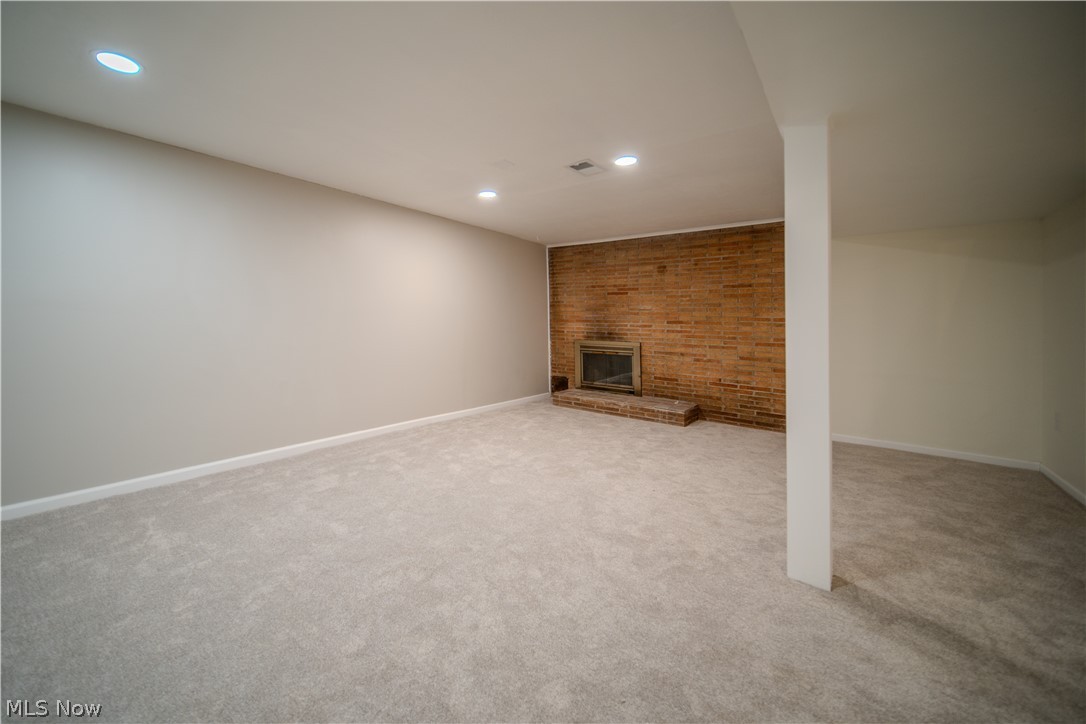 1986 Liberty Road Stow OH 44224