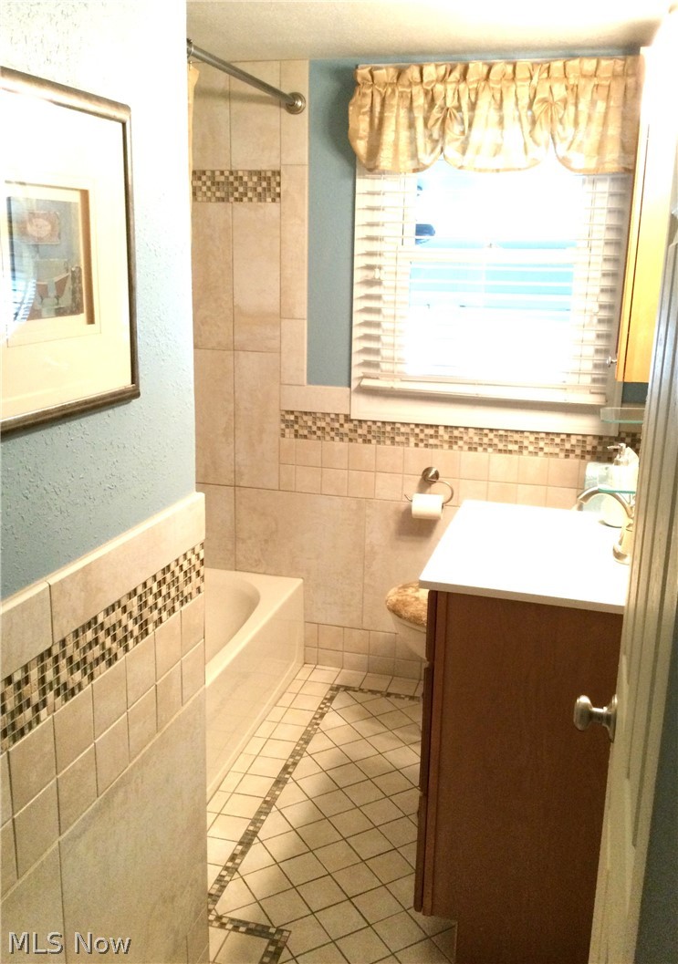 2249 Renwick Drive Poland OH 44514