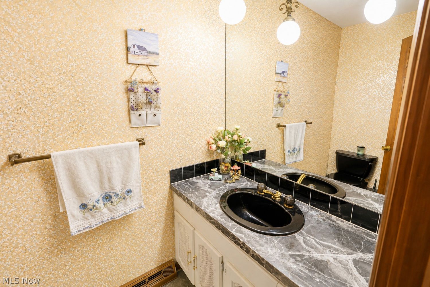 33278 Allenbury Drive Solon OH 44139