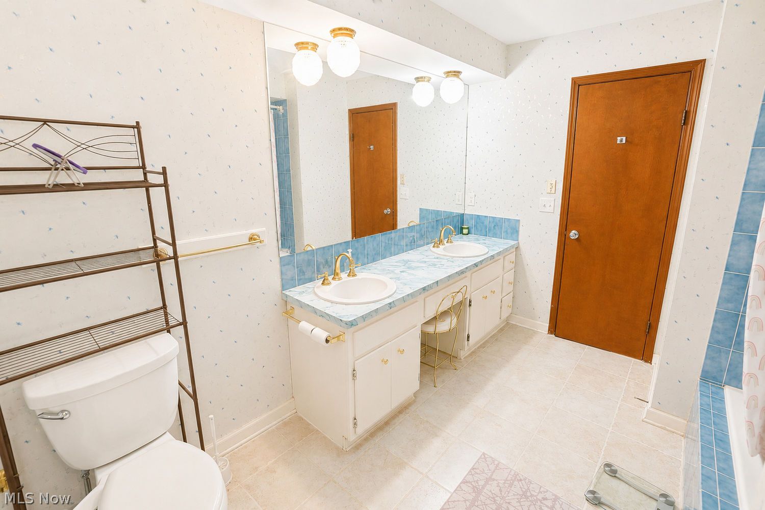 33278 Allenbury Drive Solon OH 44139