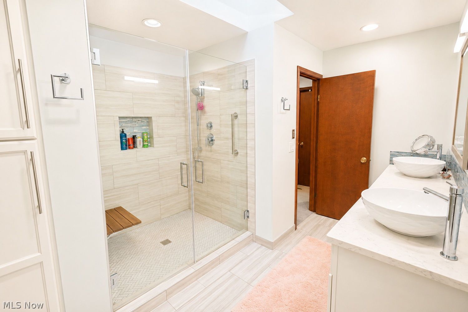 33278 Allenbury Drive Solon OH 44139