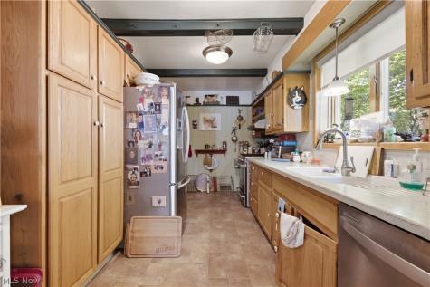 303 Cordelia Street SW North Canton OH 44720