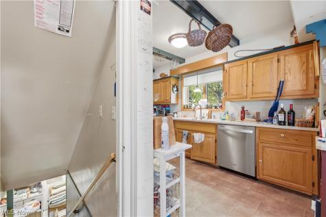 303 Cordelia Street SW North Canton OH 44720