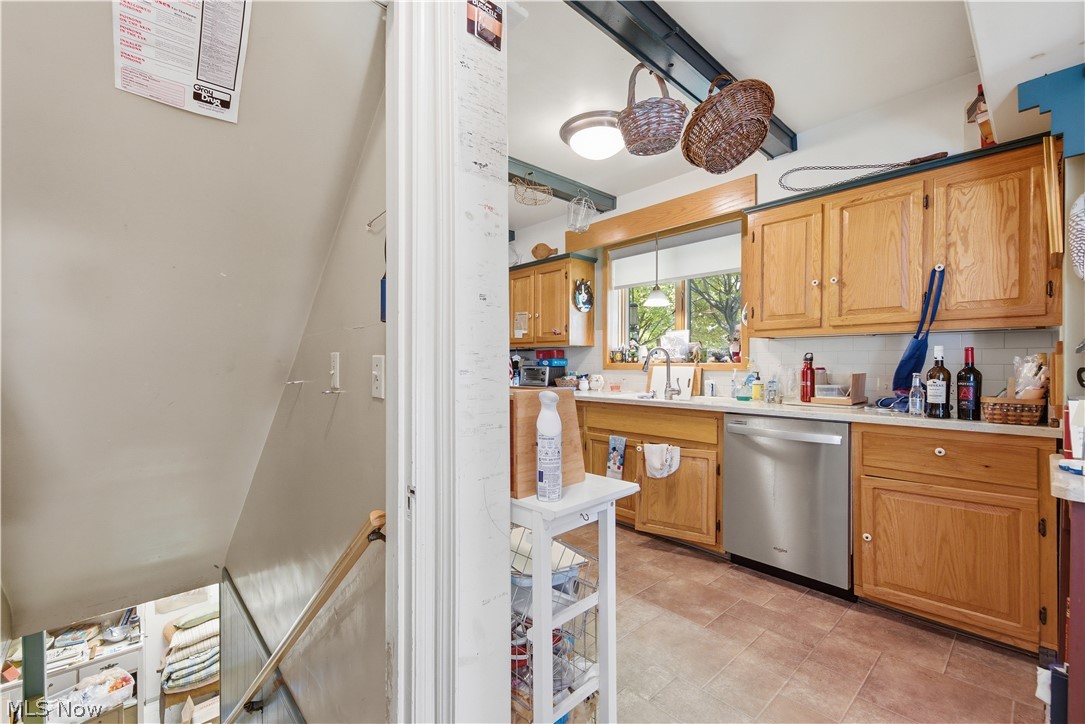 303 Cordelia Street SW North Canton OH 44720
