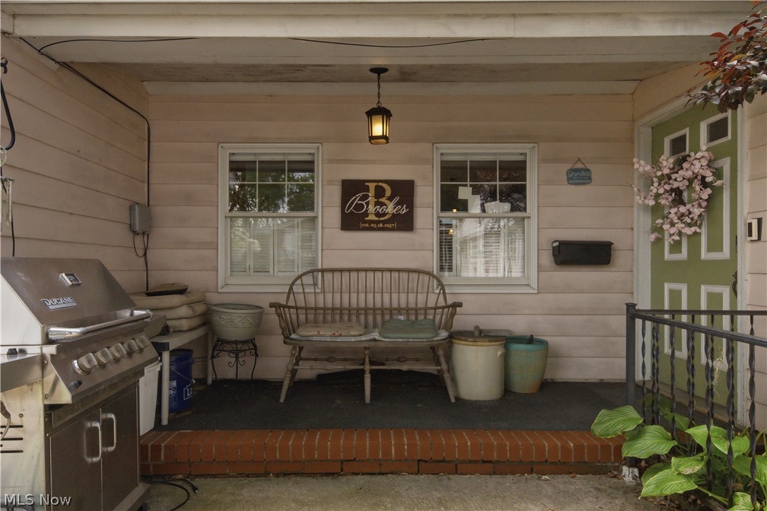 303 Cordelia Street SW North Canton OH 44720