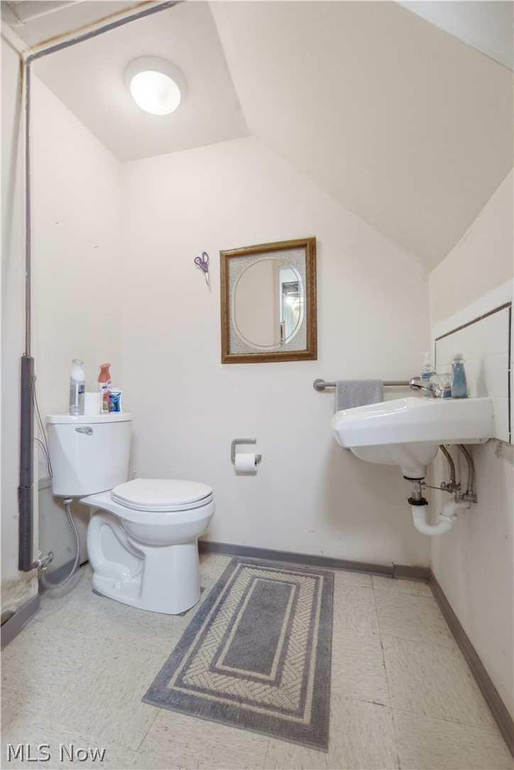 303 Cordelia Street SW North Canton OH 44720