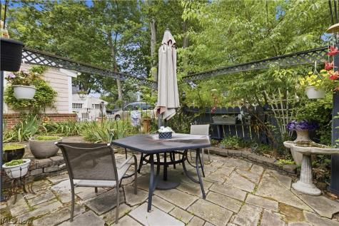 303 Cordelia Street SW North Canton OH 44720