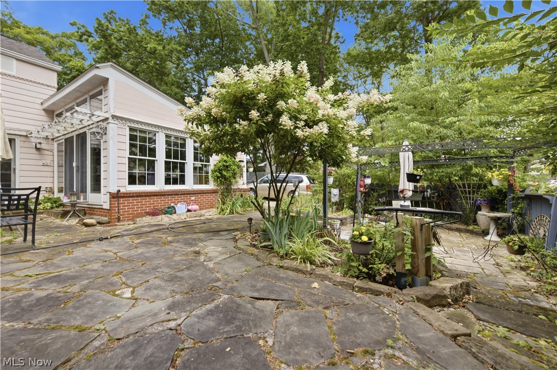 303 Cordelia Street SW North Canton OH 44720