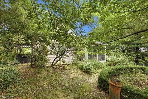 303 Cordelia Street SW North Canton OH 44720