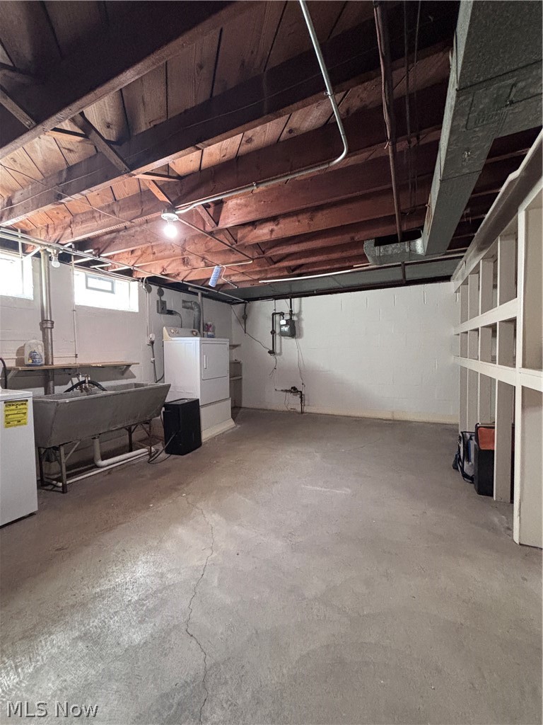 12117 Thraves Road Garfield Heights OH 44125
