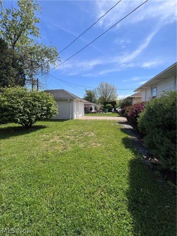 12117 Thraves Road Garfield Heights OH 44125