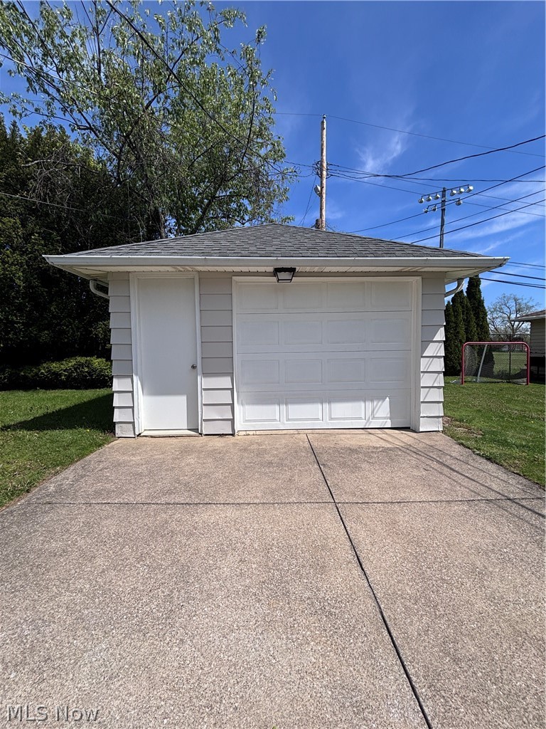 12117 Thraves Road Garfield Heights OH 44125