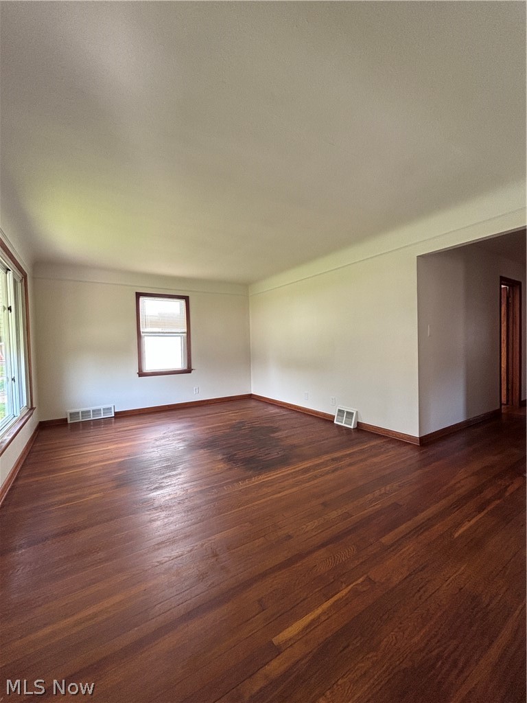 12117 Thraves Road Garfield Heights OH 44125