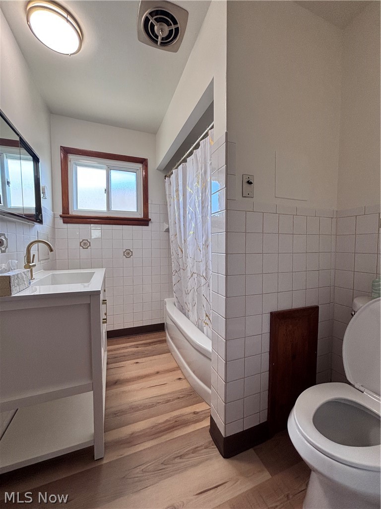 12117 Thraves Road Garfield Heights OH 44125