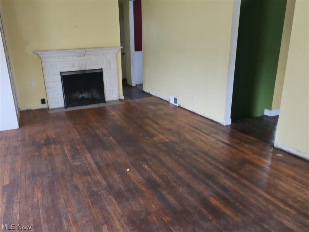 2124 Hillside Terrace Akron OH 44305