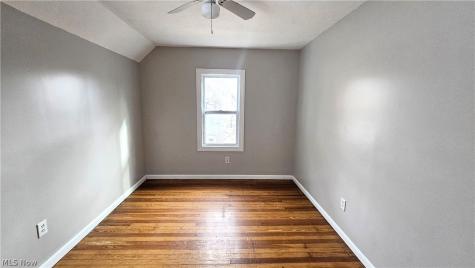 2110 W 85th Street Cleveland OH 44102