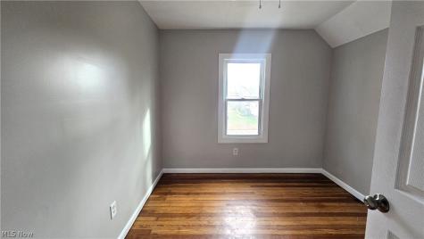 2110 W 85th Street Cleveland OH 44102