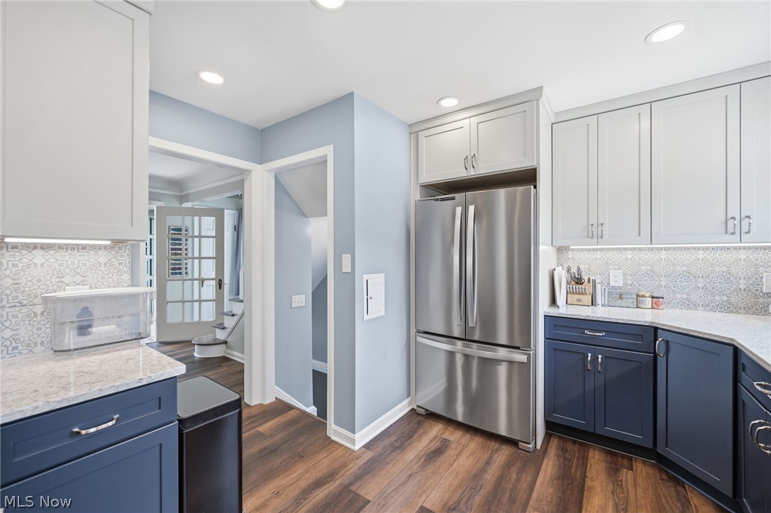 64 E 216th Street Euclid OH 44123