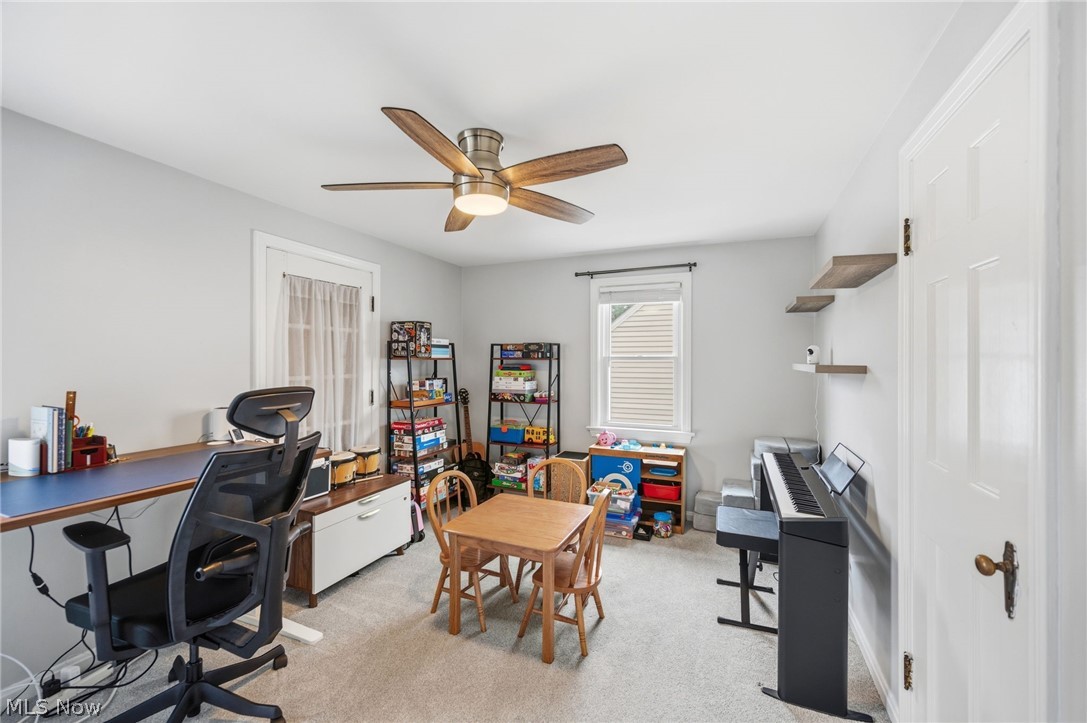 64 E 216th Street Euclid OH 44123