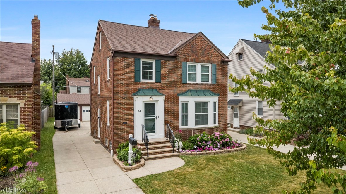 64 E 216th Street Euclid OH 44123