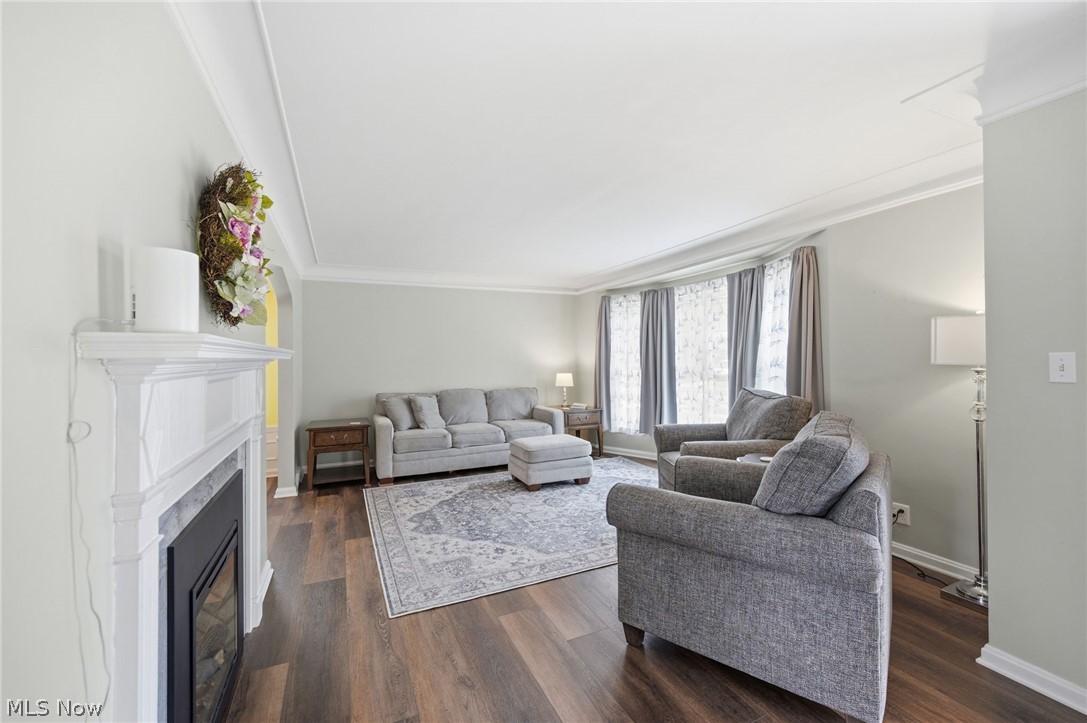 64 E 216th Street Euclid OH 44123