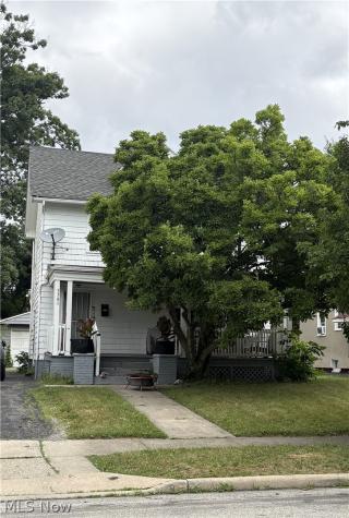 3381 Cedarbrook Road Cleveland Heights OH 44118