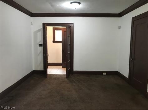 3381 Cedarbrook Road Cleveland Heights OH 44118