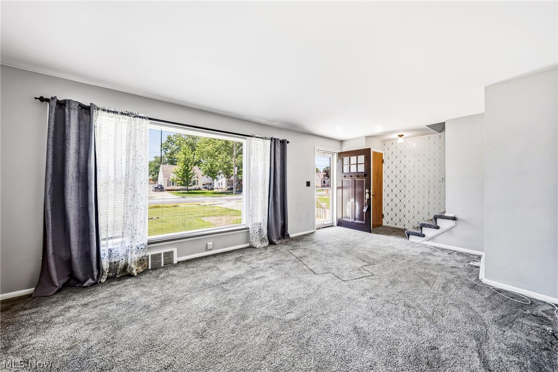 423 E 305th Street Willowick OH 44095