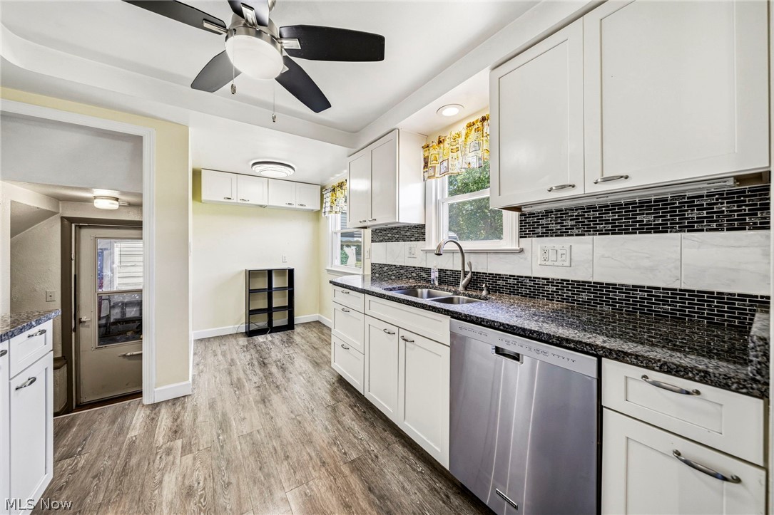 423 E 305th Street Willowick OH 44095
