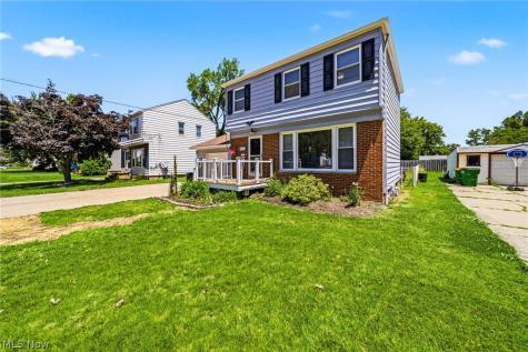 423 E 305th Street Willowick OH 44095