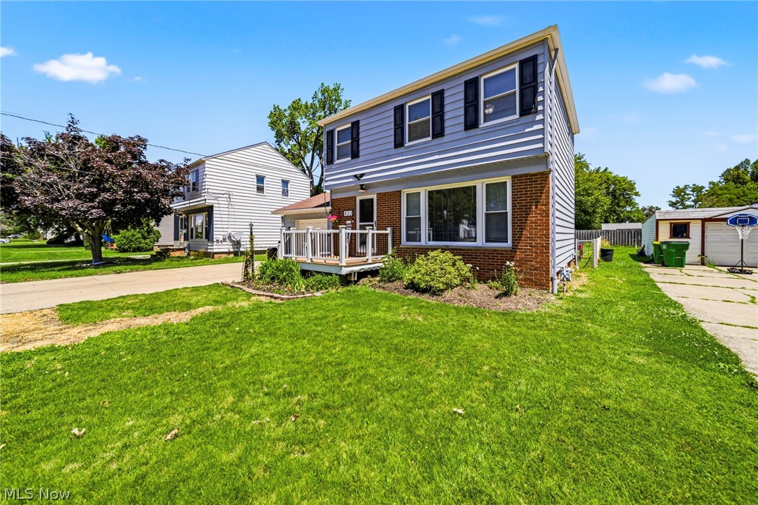 423 E 305th Street Willowick OH 44095