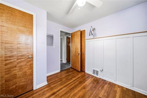 423 E 305th Street Willowick OH 44095