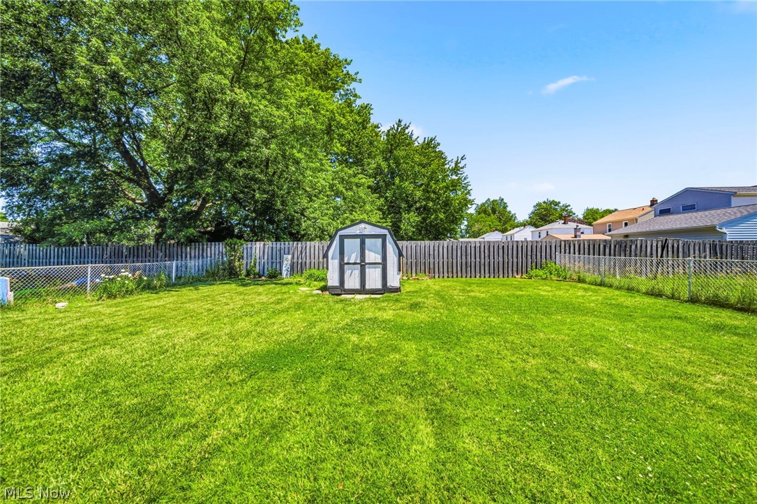 423 E 305th Street Willowick OH 44095