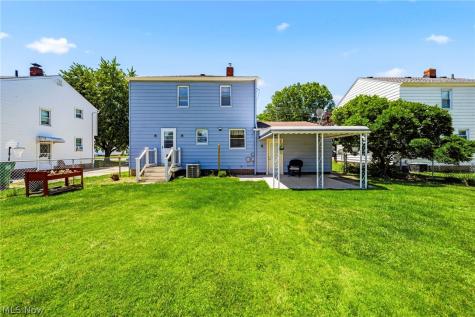 423 E 305th Street Willowick OH 44095