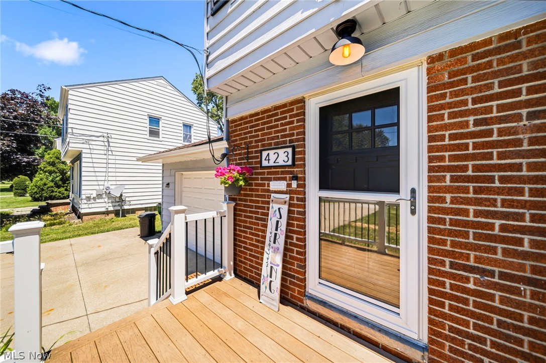 423 E 305th Street Willowick OH 44095
