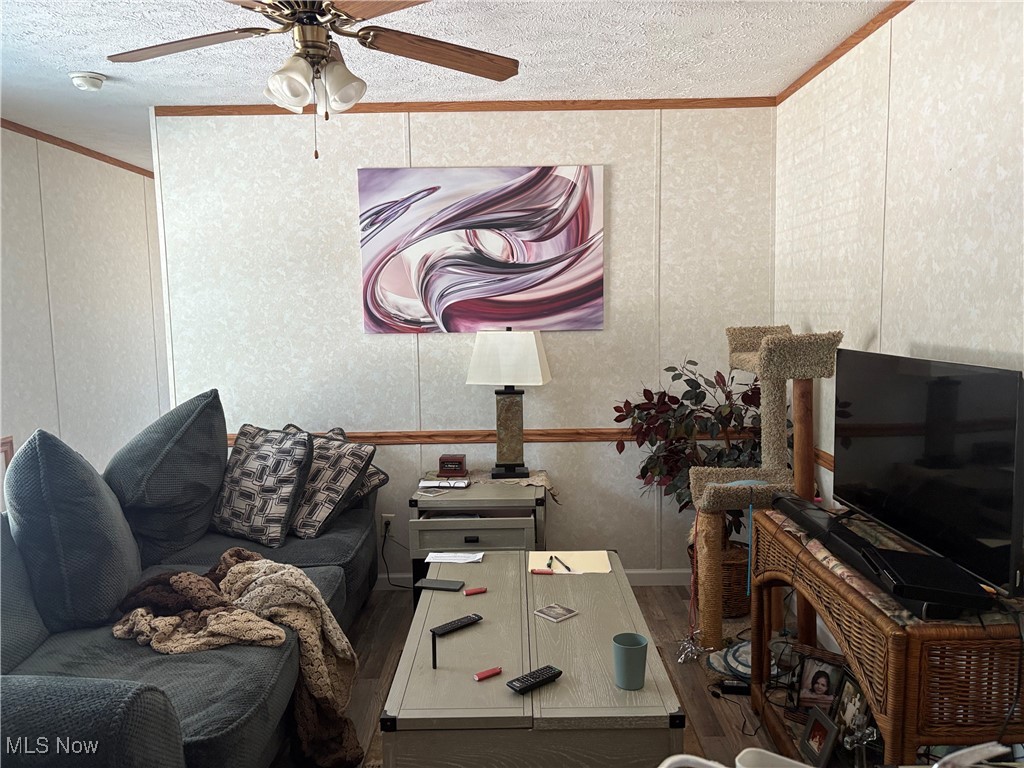 104 Tulip Lane Mentor OH 44060