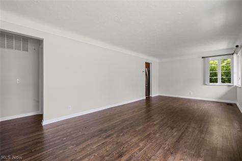 211 Wyleswood Drive Berea OH 44017