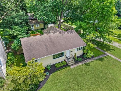 211 Wyleswood Drive Berea OH 44017