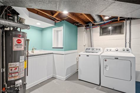 211 Wyleswood Drive Berea OH 44017