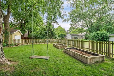 211 Wyleswood Drive Berea OH 44017
