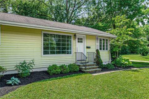 211 Wyleswood Drive Berea OH 44017