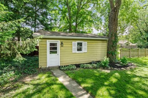 211 Wyleswood Drive Berea OH 44017