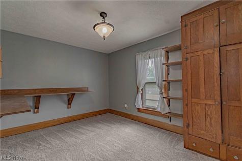389 High Street Wadsworth OH 44281