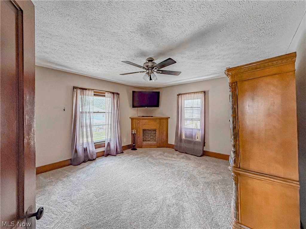 389 High Street Wadsworth OH 44281