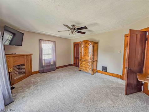 389 High Street Wadsworth OH 44281