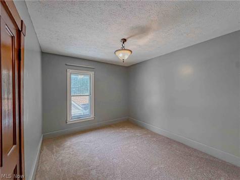 389 High Street Wadsworth OH 44281